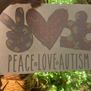 PEACE LOVE AUTISM